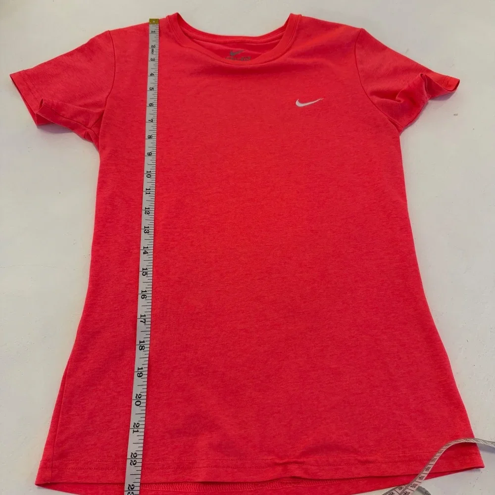 Nike Dri-FIT Womens Training Shirt Red Short Sleeve Athletic Tee XS RN56323